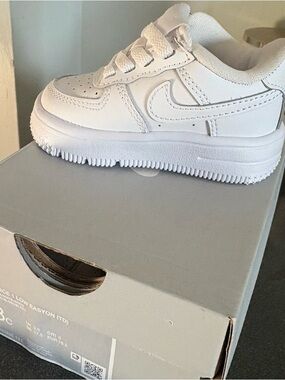 Nike Kids White Low-Top Lace-Up Sneakers